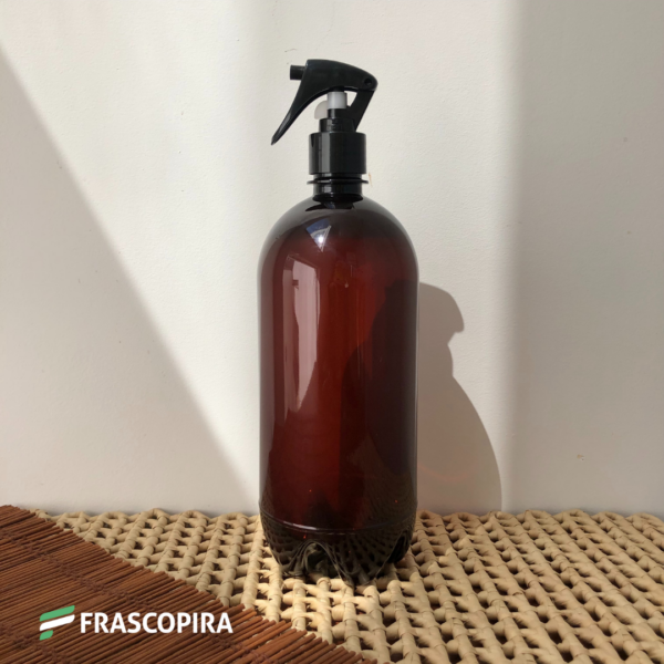 Frasco Pet Âmbar 1 litro com válvula mini gatilho preto